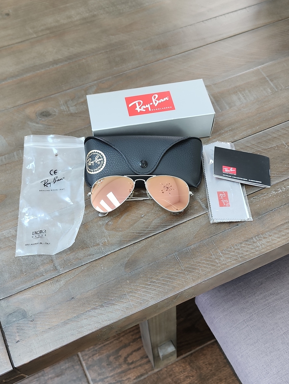 Ray-Ban Aviator Sunglasses - Rose Gold Lenses with Gold Frame